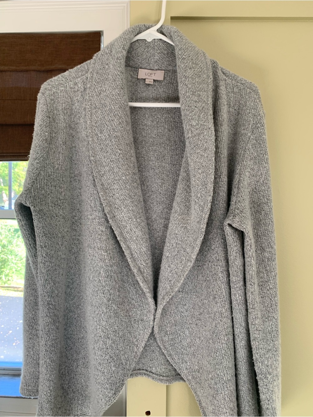 LOFT Women's L Gray Shawl Collar Open Front Sweater